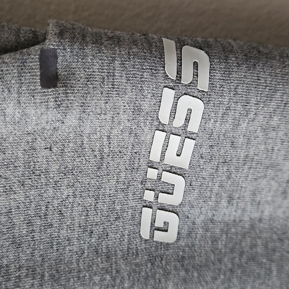 Guess Jogging Suit Set! - Picture 5 of 7